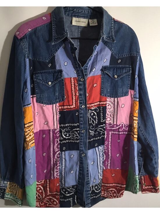 Lemon Grass Tops - Patchwork Vintage Women's Sz XL Button up Bandana Cowgirl Multicolor Denim Shirt
